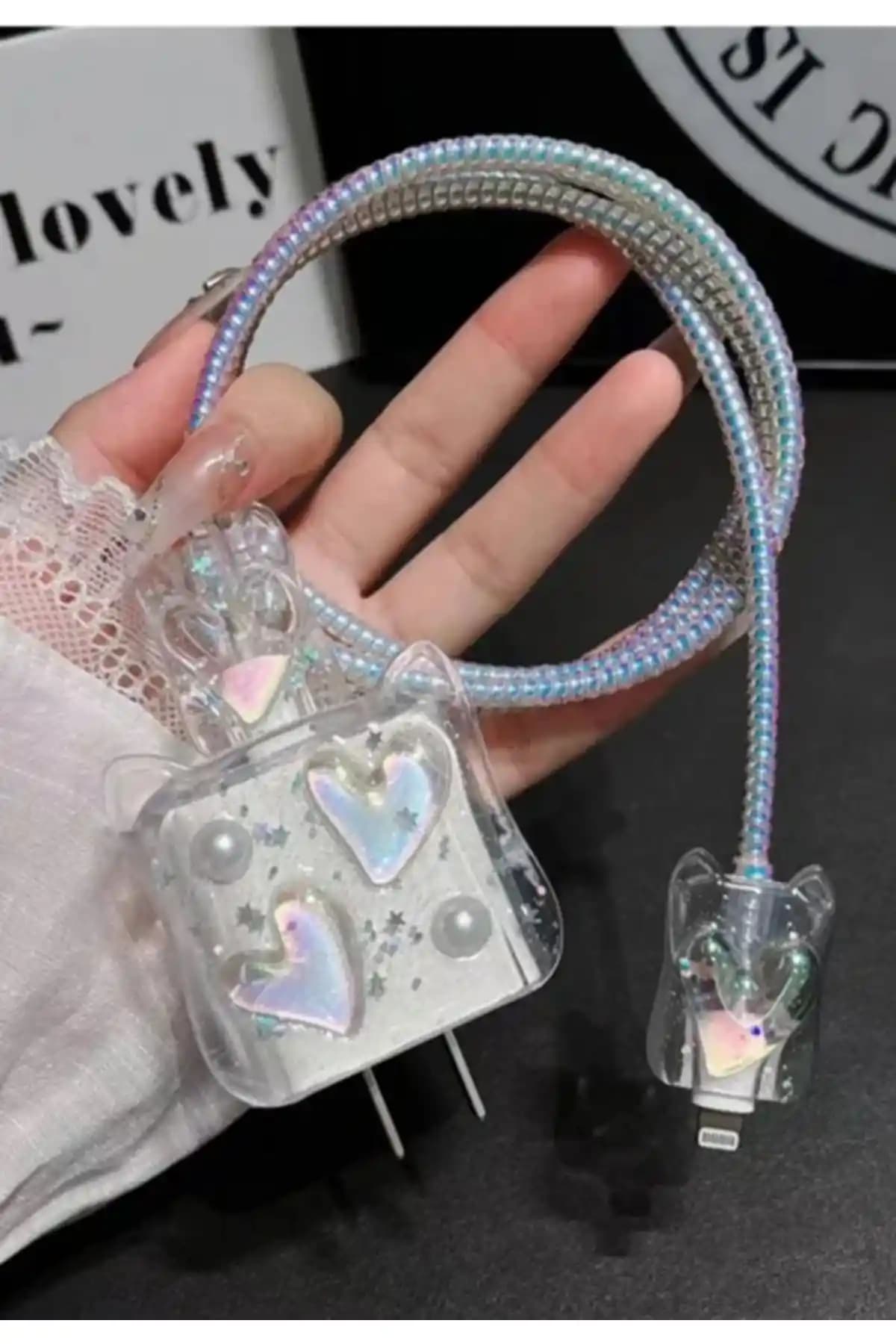 iPhone 18 ve 20 W Şarj Cihazı Uyumlu 5 Parça Koruma Seti ile Güvenli Şarj Deneyimi