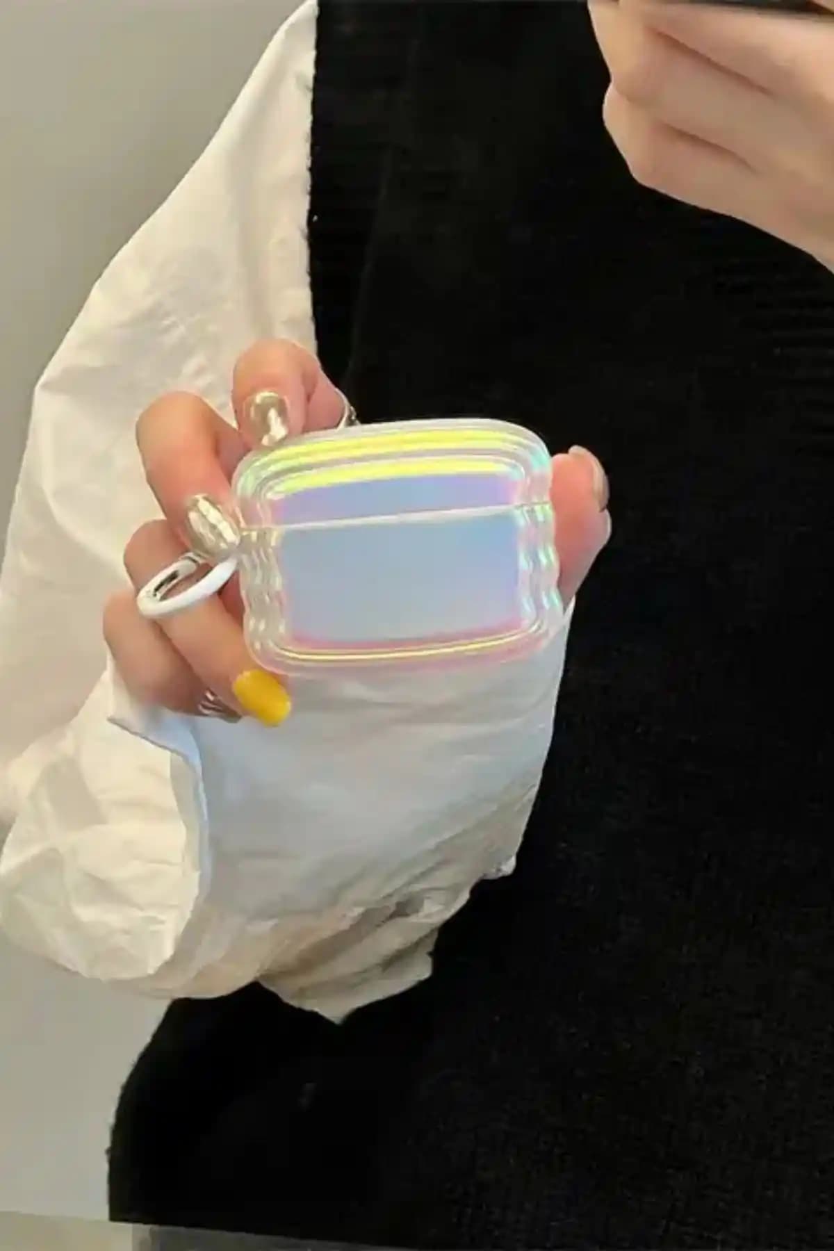 KVK PRİVACY Hologramlı AirPods Pro 2. Nesil Uyumlu Kulaklık Kılıfı Estetik ve Dayanıklı Koruma