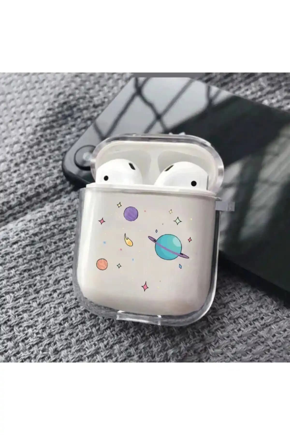 Mooodcase Silikonlu Gezegen Desenli Şeffaf Kulaklık Kılıfı Apple AirPods 2 ile Uyumlu