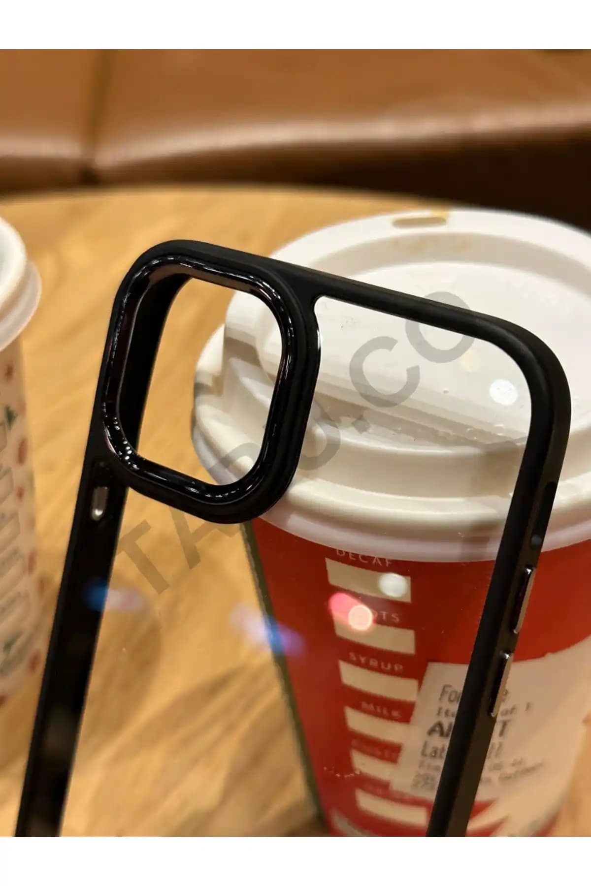 Powell iPhone 11 Kamera Koruyucu Kılıfı Şeffaf ve Şık Tasarım ile Tam Koruma Sağlar