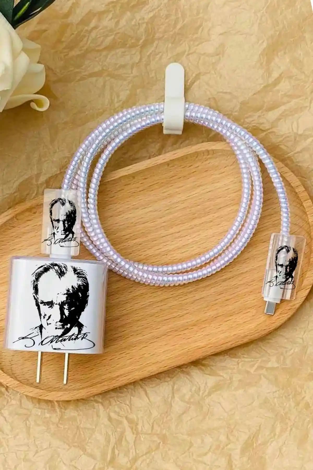 Wanna Protect iPhone 18W/20W Uyumlu Şeffaf Şarj Başlığı ve Kablo Koruma Seti İncelemesi