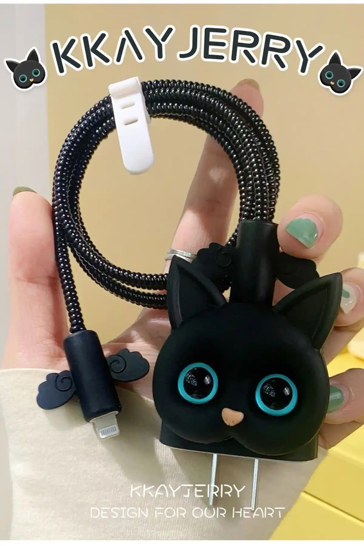 WANNA PROTECT Dayanıklı Figürlü iPhone Şarj Başlığı ve Kablo Koruma Seti Güçlü Koruma ve Şık Tasarım